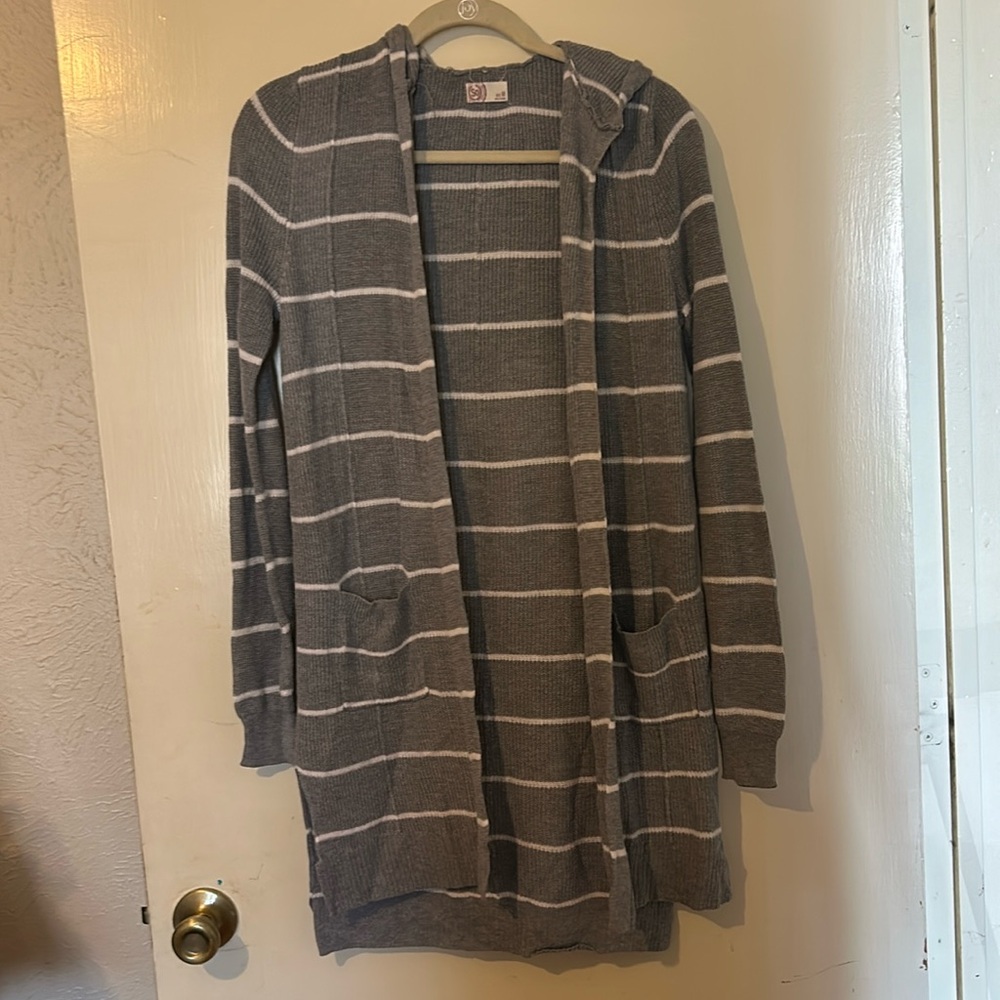 Grey white stripped cardigan